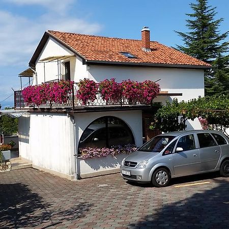 Apartmani Malinska Exterior photo